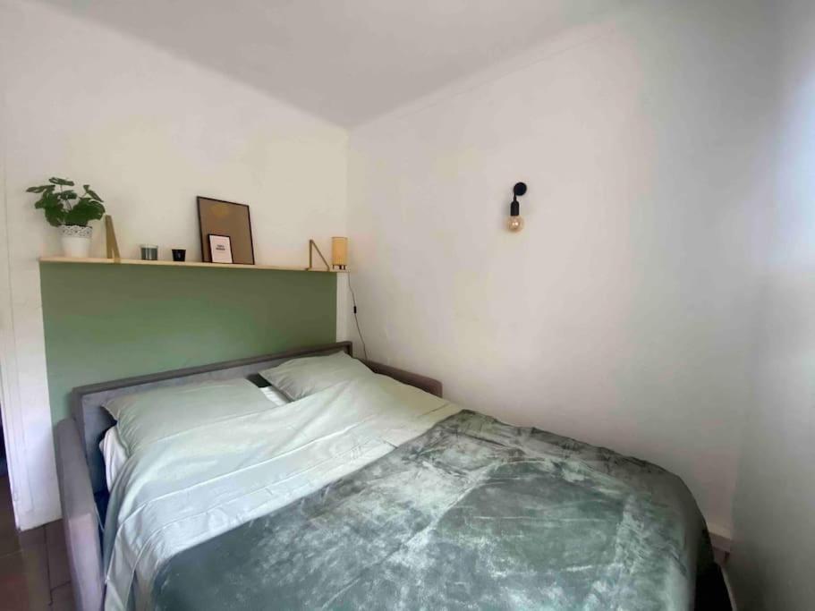 Ferienwohnung Location Studio Avec Loggia Antibes Exterior foto