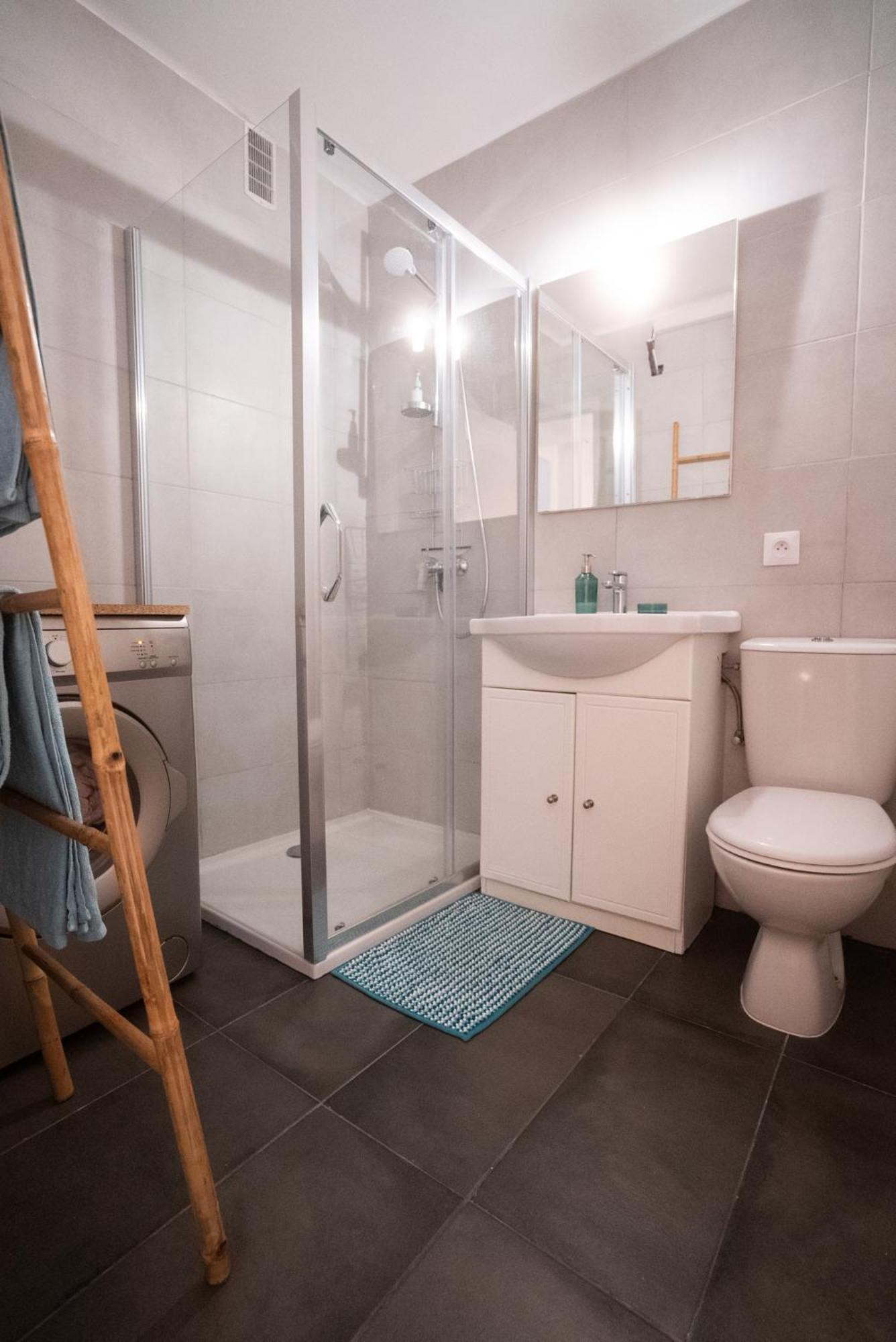 Ferienwohnung Location Studio Avec Loggia Antibes Exterior foto