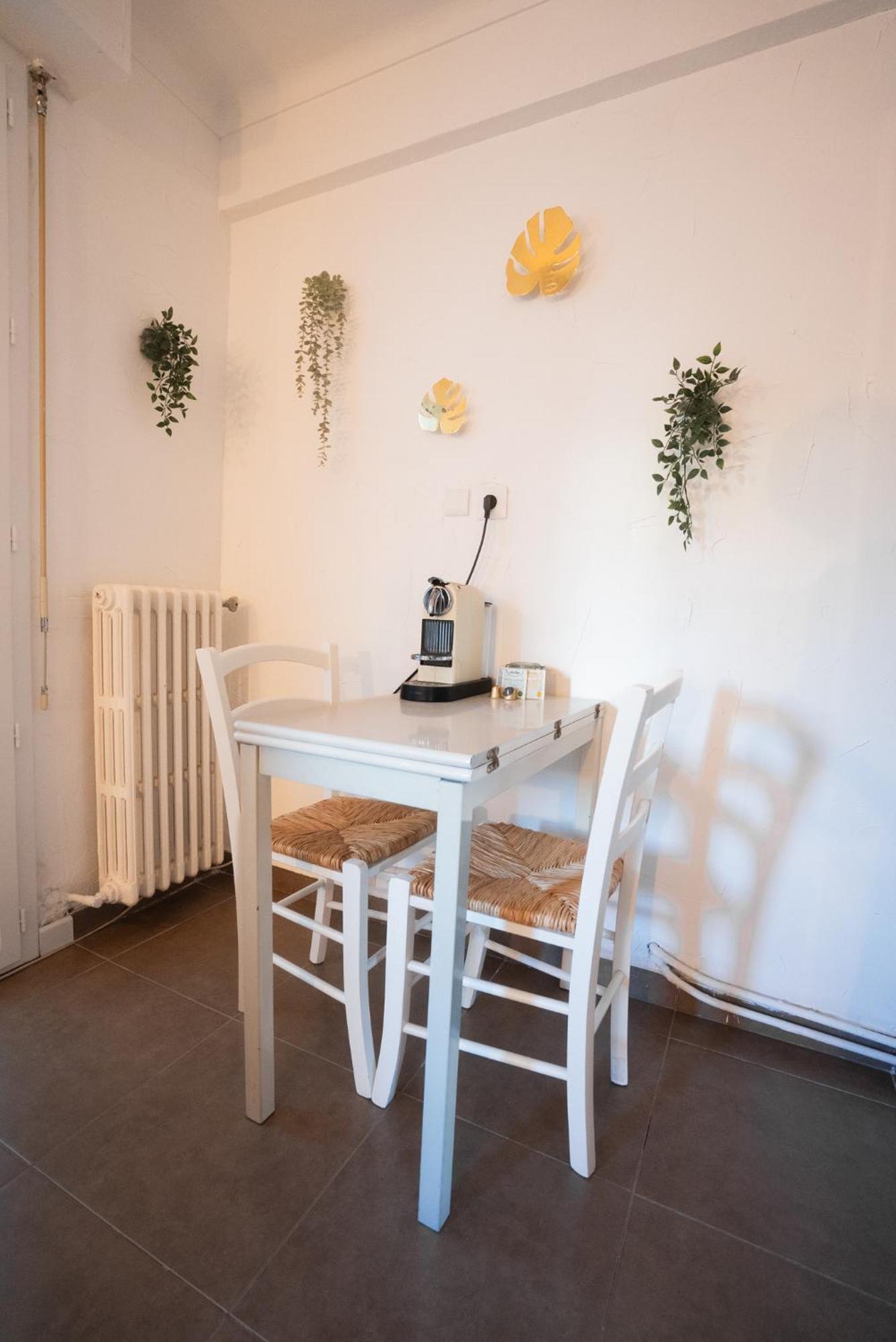 Ferienwohnung Location Studio Avec Loggia Antibes Exterior foto