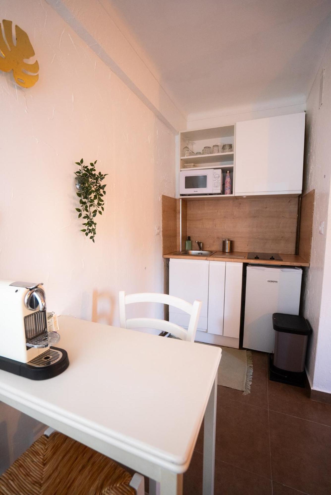 Ferienwohnung Location Studio Avec Loggia Antibes Exterior foto